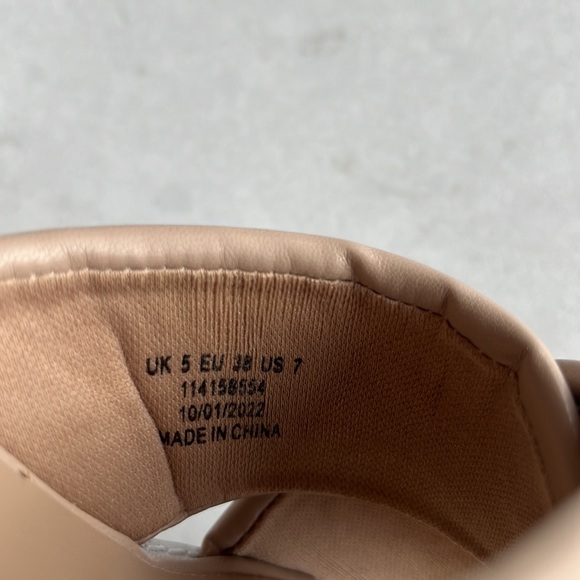 ASOS chunky platform sandals size 7 - Picture 12 of 12